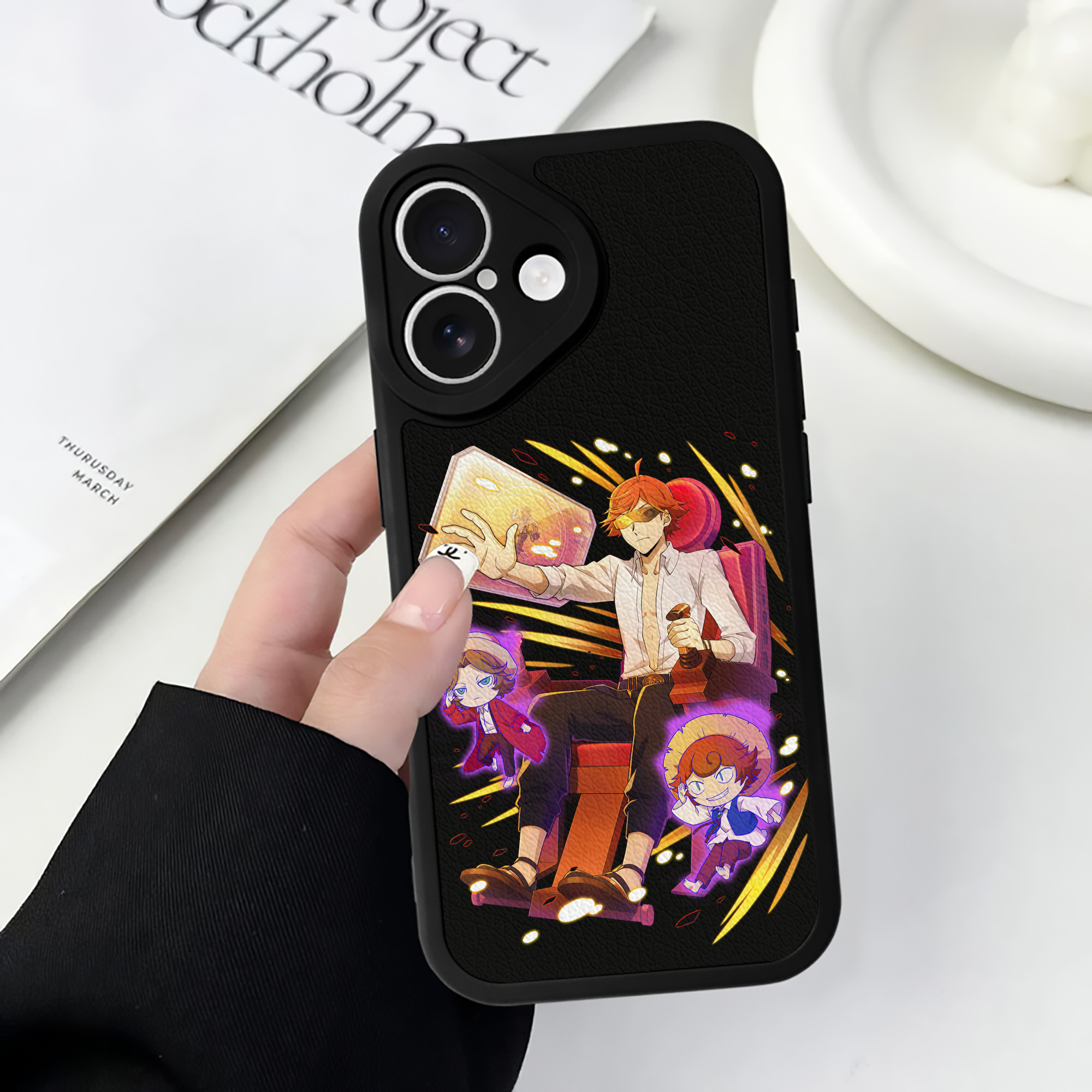 （画像用） 文豪ストレイドッグス Bungo Stray Dogs 【iPhone 16シリーズ対応】シリコンスマホケース（レザー調） 材質：シリコン